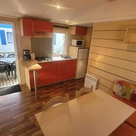 - Les Salisses - Mobilhome Vias