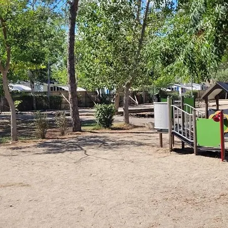 - Les Salisses - Mobilhome Campsite Vias
