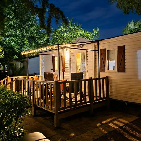 - Les Salisses - Mobilhome Campsite Vias