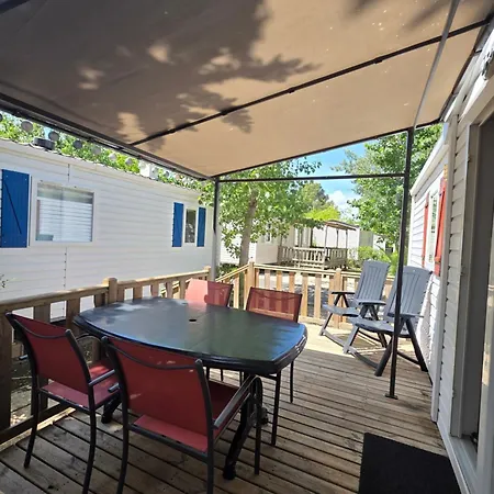 Camping - Les Salisses - Mobilhome Vias