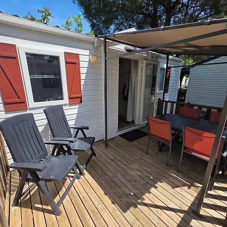 - Les Salisses - Mobilhome Campsite Vias