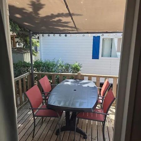 - Les Salisses - Mobilhome Vias