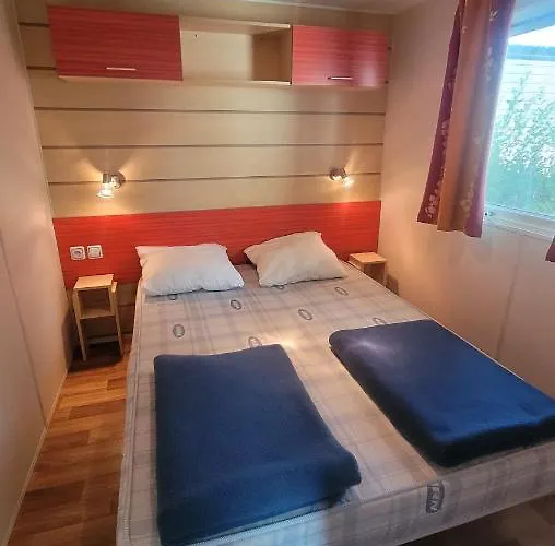 - Les Salisses - Mobilhome Kemping *